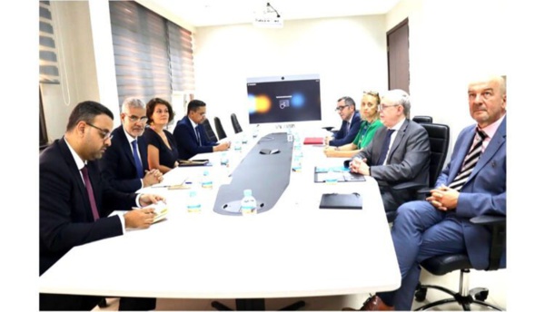 Le ministre de l’Économie et des Finances s’entretient avec le chef de la délégation de l’Union Européenne Le ministre de l’Économie et des Finances s’entretient avec le chef de la délégation de l’Union Européenne