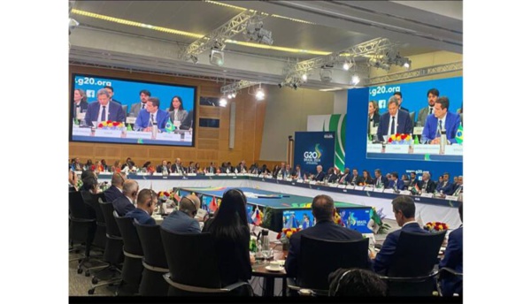 Le ministre de l’Économie et des Finances préside la délégation de l’UA à la 4ème réunion des ministres de l’Économie et des Finances et des gouverneurs des banques centrales du G20 Le ministre de l’Économie et des Finances préside la délégation de l’UA à la 4ème réunion des ministres de l’Économie et des Finances et des gouverneurs des banques centrales du G20