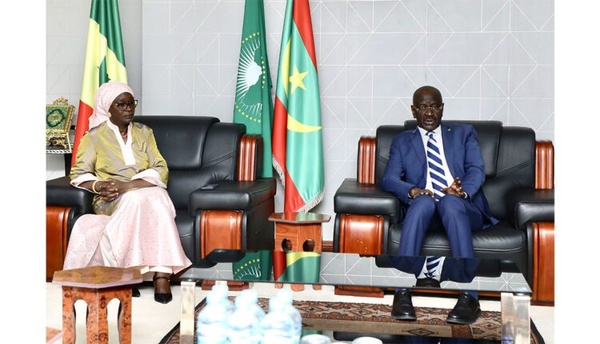 Le ministre des Affaires étrangères s’entretient avec son homologue du Sénégal Le ministre des Affaires étrangères s’entretient avec son homologue du Sénégal
