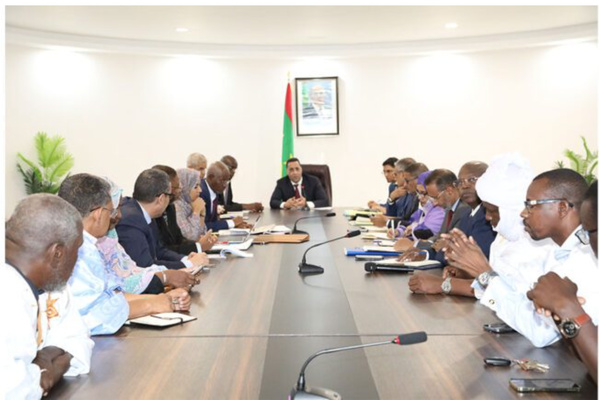 Le Premier ministre préside la réunion du comité ministériel chargé du programme «Nouakchott ville moderne» Le Premier ministre préside la réunion du comité ministériel chargé du programme «Nouakchott ville moderne»