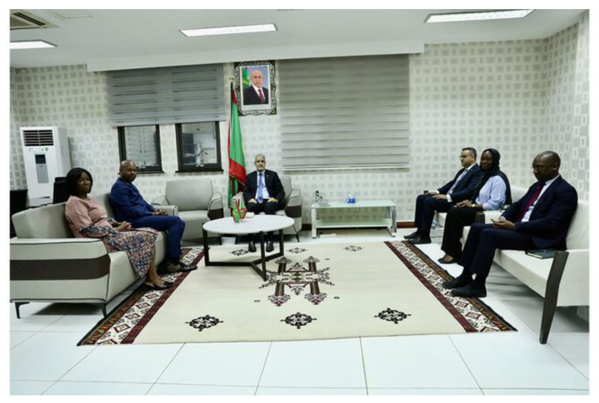 Le ministre de l’Économie reçoit une délégation de la Société Financière Internationale Le ministre de l’Économie reçoit une délégation de la Société Financière Internationale