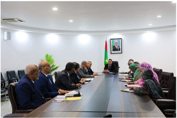 Le Premier ministre préside une réunion du comité ministériel de suivi et d’évaluation de la situation des inondations dans la Vallée Le Premier ministre préside une réunion du comité ministériel de suivi et d’évaluation de la situation des inondations dans la Vallée