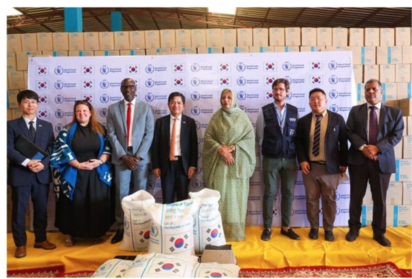 La commissaire à la sécurité alimentaire réceptionne 6720 tonnes de riz don de la République de Corée La commissaire à la sécurité alimentaire réceptionne 6720 tonnes de riz don de la République de Corée