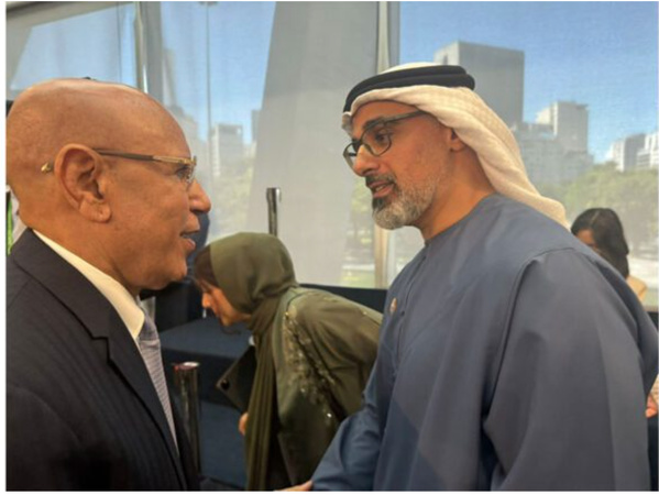 Le président de la République et président de l’Union africaine rencontre le prince héritier d’Abou Dhabi Le président de la République et président de l’Union africaine rencontre le prince héritier d’Abou Dhabi