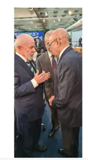 Le président de la République, s’entretient avec le président brésilien Le président de la République, s’entretient avec le président brésilien