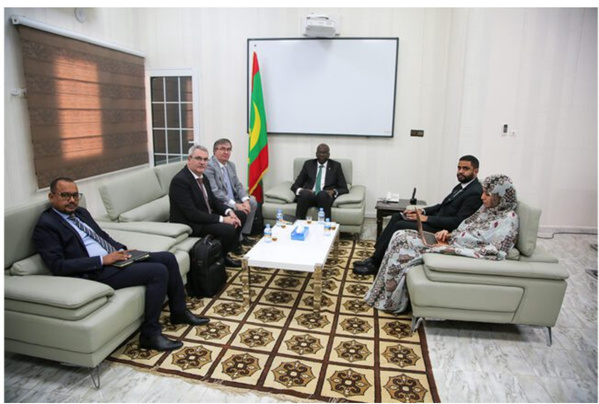 Le ministre délégué auprès du ministre de l’Économie et des Finances reçoit une mission du FMI Le ministre délégué auprès du ministre de l’Économie et des Finances reçoit une mission du FMI