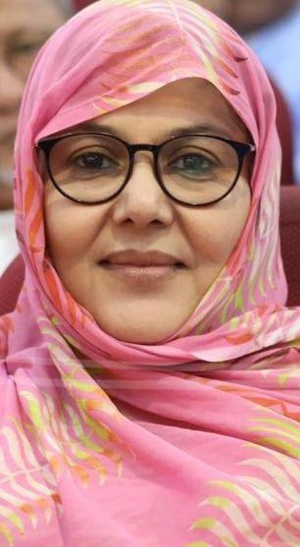 Madame Mneya mint Abdi, secrétaire fédérale d’INSAF au Tagant : ‘’Notre parti sera restructuré et réformé en vue de le doter de nouvelles structures dynamiques’’ Madame Mneya mint Abdi, secrétaire fédérale d’INSAF au Tagant : ‘’Notre parti sera restructuré et réformé en vue de le doter de nouvelles structures dynamiques’’