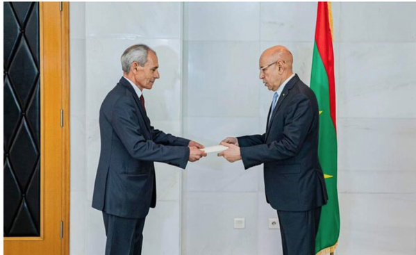 Le Président de la République reçoit les lettres de créance du nouvel ambassadeur de la République d’Arménie Le Président de la République reçoit les lettres de créance du nouvel ambassadeur de la République d’Arménie