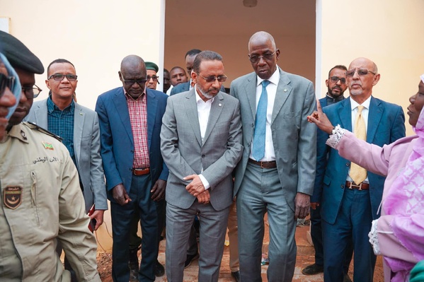 Le délégué général à la Solidarité nationale visite le projet de logements sociaux « Dari » à Aleg Le délégué général à la Solidarité nationale visite le projet de logements sociaux « Dari » à Aleg