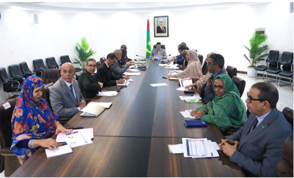 Réunion du comité ministériel chargé du suivi des grands projets Réunion du comité ministériel chargé du suivi des grands projets