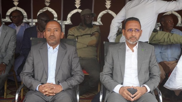 Le délégué général de Taazour inaugure une école dans le quartier d’El Jadida à Tidjikja Le délégué général de Taazour inaugure une école dans le quartier d’El Jadida à Tidjikja