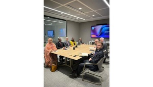 Le ministre de l’Economie et des Finances s’entretient avec l’envoyé spécial britannique en charge du Sahel Le ministre de l’Economie et des Finances s’entretient avec l’envoyé spécial britannique en charge du Sahel