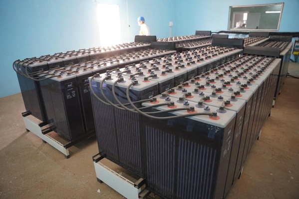 Le Délégué général de Taazour supervise l’inauguration d’une centrale hybride dans le village de Mbeidi Assagha Le Délégué général de Taazour supervise l’inauguration d’une centrale hybride dans le village de Mbeidi Assagha