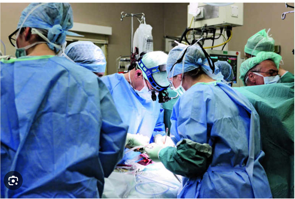 Une mission saoudienne au CNC pour opérer une trentaine d’enfants indigents Une mission saoudienne au CNC pour opérer une trentaine d’enfants indigents