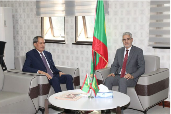 Le ministre de l’Économie et des Finances reçoit l’ambassadeur du Maroc Le ministre de l’Économie et des Finances reçoit l’ambassadeur du Maroc