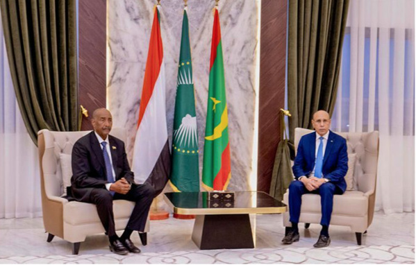 Dans le communiqué final, le Président de la République et Président de l’Union Africaine souligne la disponibilité de la Mauritanie à soutenir le Soudan pour sortir de la crise actuelle Dans le communiqué final, le Président de la République et Président de l’Union Africaine souligne la disponibilité de la Mauritanie à soutenir le Soudan pour sortir de la crise actuelle