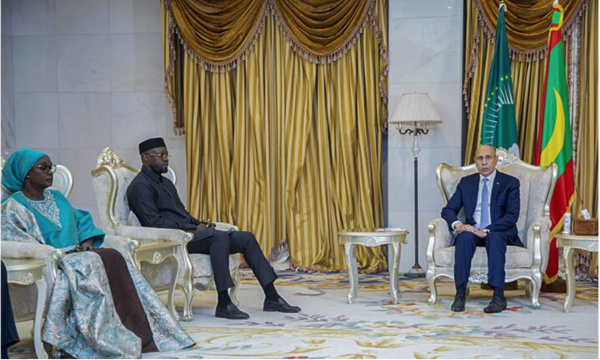 Le président de la République, président de l’Union africaine, reçoit le Premier ministre sénégalais Le président de la République, président de l’Union africaine, reçoit le Premier ministre sénégalais