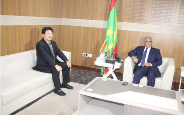 Le Président de l’Assemblée nationale reçoit l’Ambassadeur de la République Populaire de Chine en Mauritanie Le Président de l’Assemblée nationale reçoit l’Ambassadeur de la République Populaire de Chine en Mauritanie