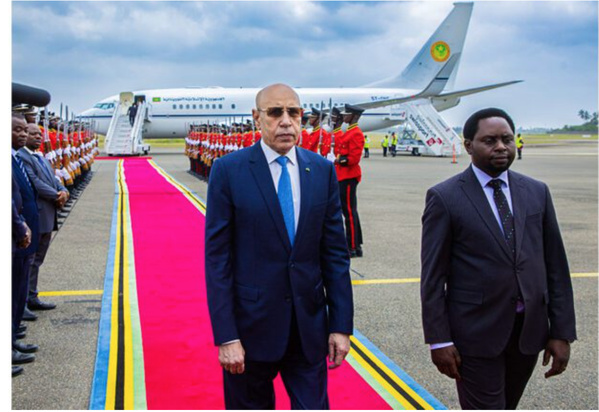 Le Président de la République, Président de l’Union africaine, arrive à Dar es Salam pour assister au Sommet africain de l’énergie