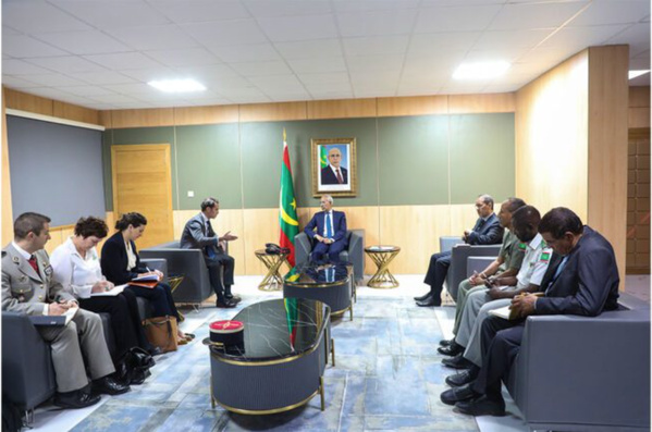 Le ministre de la Défense s’entretient avec une mission de l’OTAN Le ministre de la Défense s’entretient avec une mission de l’OTAN