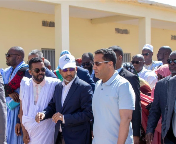 Programme Taazour : visite du premier ministre en compagnie du délégué général Programme Taazour : visite du premier ministre en compagnie du délégué général