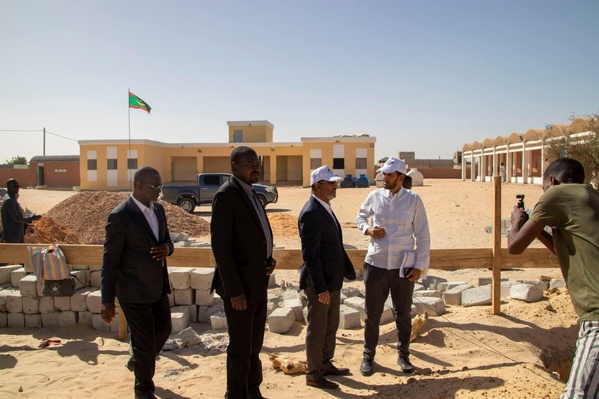 Programme Taazour : visite du premier ministre en compagnie du délégué général Programme Taazour : visite du premier ministre en compagnie du délégué général