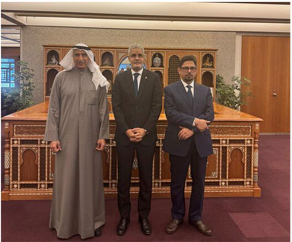 Le ministre de l’Économie s’entretient avec le directeur général du FADES Le ministre de l’Économie s’entretient avec le directeur général du FADES