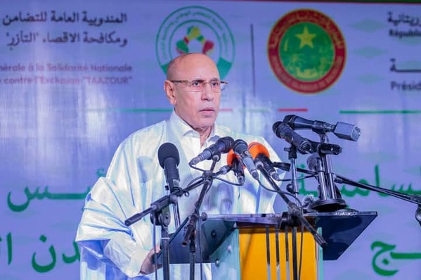 Taazour : le Président de la République supervise le lancement du programme " Développement des villes ” Taazour : le Président de la République supervise le lancement du programme " Développement des villes ”