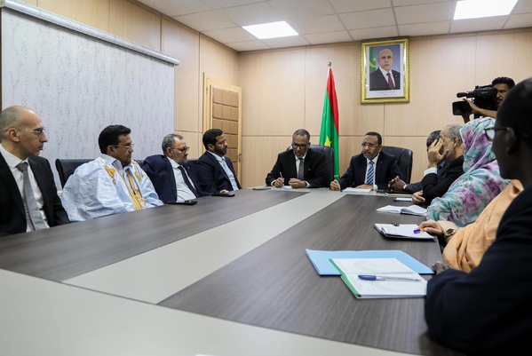 Le Délégué Général à la Solidarité Nationale félicite le patronat mauritanien pour sa prompte réponse à l’appel du Président de la République Le Délégué Général à la Solidarité Nationale félicite le patronat mauritanien pour sa prompte réponse à l’appel du Président de la République