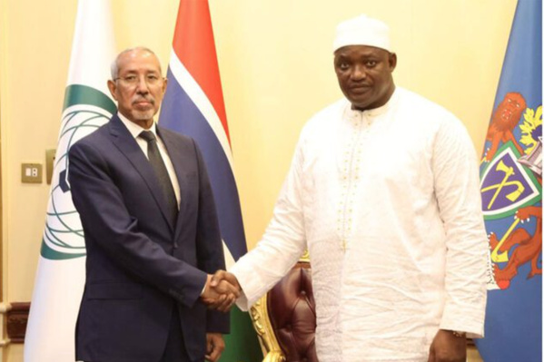 Le ministre de la Défense participe aux célébrations de la fête nationale de la Gambie Le ministre de la Défense participe aux célébrations de la fête nationale de la Gambie