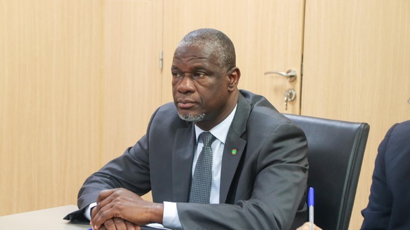 Le délégué général de Taazour s’entretient avec une délégation de la BM Le délégué général de Taazour s’entretient avec une délégation de la BM