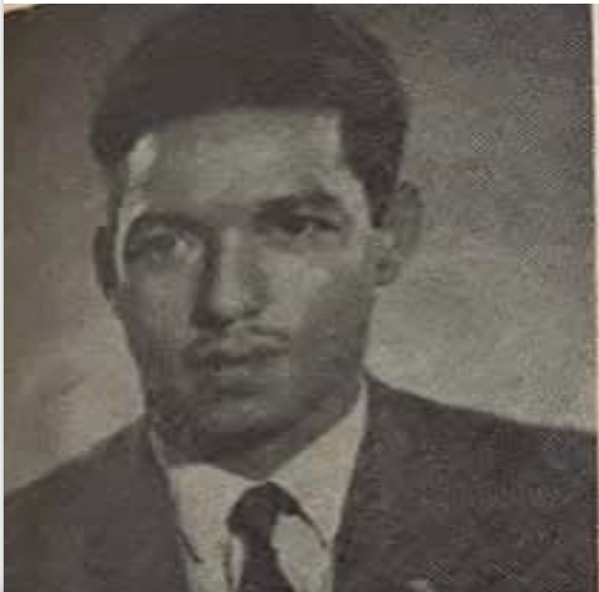 Une photo, une histoire: Évaluation d’un fonctionnaire Une photo, une histoire: Évaluation d’un fonctionnaire