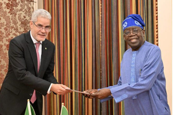 Message écrit de S.E. le Président de la République au Président de la République Fédérale du Nigeria Message écrit de S.E. le Président de la République au Président de la République Fédérale du Nigeria