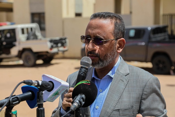 Le délégué général à la Solidarité nationale et le ministre de l’Agriculture visitent le salon agricole de Kiffa Le délégué général à la Solidarité nationale et le ministre de l’Agriculture visitent le salon agricole de Kiffa