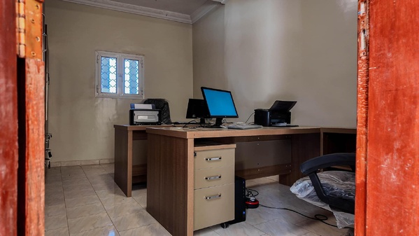 Le délégué général à la Solidarité nationale et le ministre de l’Agriculture visitent le salon agricole de Kiffa Le délégué général à la Solidarité nationale et le ministre de l’Agriculture visitent le salon agricole de Kiffa