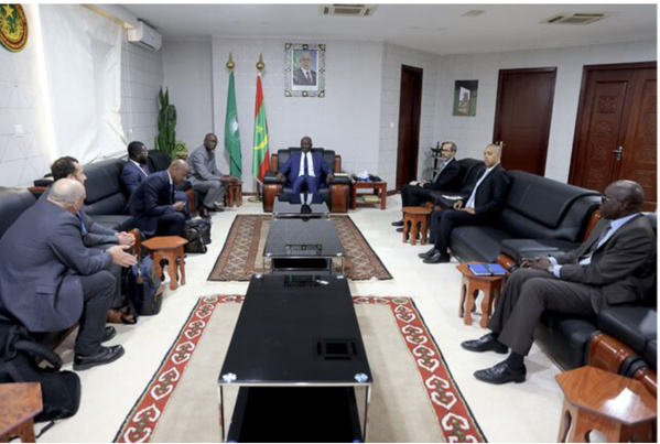 Le ministre des Affaires étrangères s’entretient avec une délégation de la Cour internationale de justice Le ministre des Affaires étrangères s’entretient avec une délégation de la Cour internationale de justice