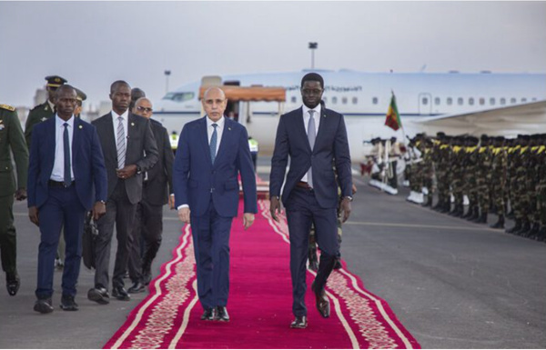 Le Président de la République arrive à Dakar pour participer au 65ème anniversaire de l’indépendance du Sénégal