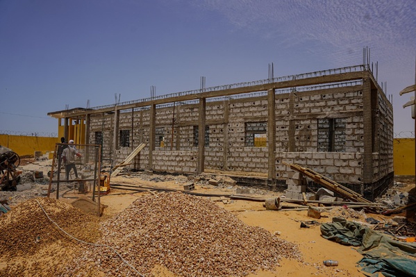 Taazour : une délégation gouvernementale s’informe sur les travaux de construction d’établissements d’enseignement à Nouakchott Taazour : une délégation gouvernementale s’informe sur les travaux de construction d’établissements d’enseignement à Nouakchott