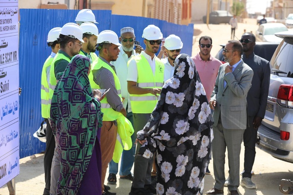 Taazour : une délégation gouvernementale s’informe sur les travaux de construction d’établissements d’enseignement à Nouakchott Taazour : une délégation gouvernementale s’informe sur les travaux de construction d’établissements d’enseignement à Nouakchott