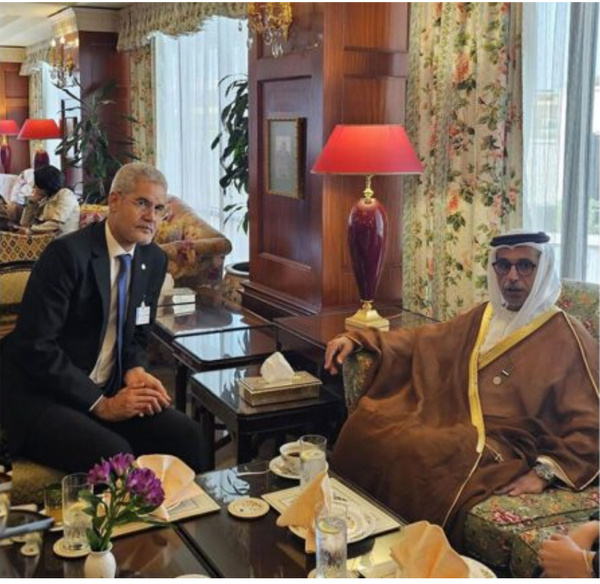 Le ministre de l’Économie s’entretient avec le directeur général du Fonds d’Abou Dhabi pour le développement Le ministre de l’Économie s’entretient avec le directeur général du Fonds d’Abou Dhabi pour le développement