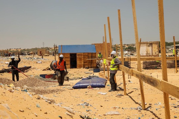 Taazour : le délégué général à la solidarité nationale et la lutte contre l’exclusion poursuit ses visites aux ateliers des projets d’infrastructures éducatives dans les différentes moughataas de Nouakchott Taazour : le délégué général à la solidarité nationale et la lutte contre l’exclusion poursuit ses visites aux ateliers des projets d’infrastructures éducatives dans les différentes moughataas de Nouakchott