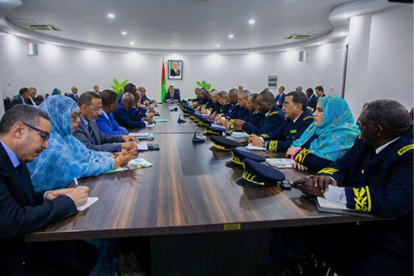 Le premier ministre se réunit avec les walis pour discuter de l’état d’avancement du programme d’urgence Le premier ministre se réunit avec les walis pour discuter de l’état d’avancement du programme d’urgence
