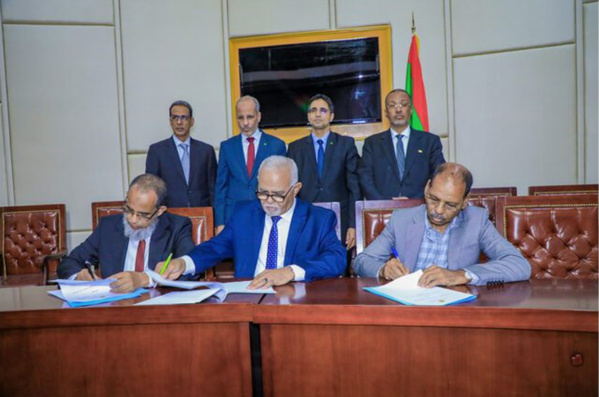 Signature d’une convention de partenariat tripartite pour la mise à disposition de la main d’œuvre nationale Signature d’une convention de partenariat tripartite pour la mise à disposition de la main d’œuvre nationale