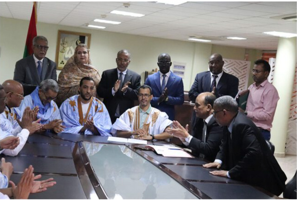 Signature d’un protocole d’accord entre les producteurs agricoles nationaux et les distributeurs de légumes pour la commercialisation du produit national Signature d’un protocole d’accord entre les producteurs agricoles nationaux et les distributeurs de légumes pour la commercialisation du produit national