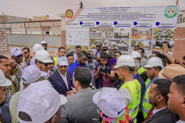 Taazour : Lors de sa visite aux chantiers du Programme d’urgence pour le développement de Nouakchott, le Premier ministre insiste sur la nécessité d’achever les travaux dans les délais impartis Taazour : Lors de sa visite aux chantiers du Programme d’urgence pour le développement de Nouakchott, le Premier ministre insiste sur la nécessité d’achever les travaux dans les délais impartis