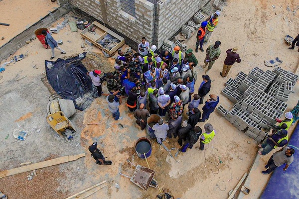 Taazour : Lors de sa visite aux chantiers du Programme d’urgence pour le développement de Nouakchott, le Premier ministre insiste sur la nécessité d’achever les travaux dans les délais impartis Taazour : Lors de sa visite aux chantiers du Programme d’urgence pour le développement de Nouakchott, le Premier ministre insiste sur la nécessité d’achever les travaux dans les délais impartis