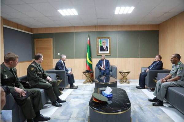 Le ministre de la défense reçoit l’attaché militaire de l’ambassade de Russie en Algérie Le ministre de la défense reçoit l’attaché militaire de l’ambassade de Russie en Algérie