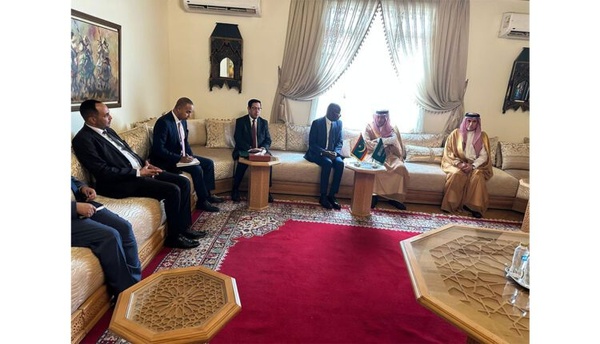 Le ministre des Affaires étrangères s’entretient avec le vice-ministre des Affaires étrangères du Royaume d’Arabie Saoudite Le ministre des Affaires étrangères s’entretient avec le vice-ministre des Affaires étrangères du Royaume d’Arabie Saoudite