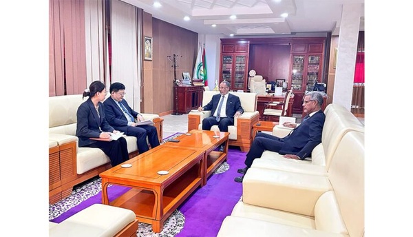 Le président de l’Union national du patronat de Mauritanie s’entretient avec l’ambassadeur de Chine Le président de l’Union national du patronat de Mauritanie s’entretient avec l’ambassadeur de Chine