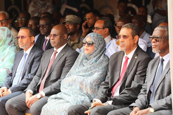 Taazour : le délégué général à la solidarité nationale supervise le lancement de la première phase du programme “Tameer” dans la moughataa de Toujounine Taazour : le délégué général à la solidarité nationale supervise le lancement de la première phase du programme “Tameer” dans la moughataa de Toujounine